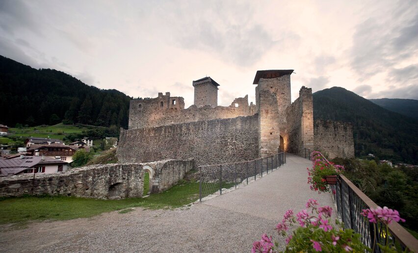 Castello San Michele Ossana | © Archivio APT Val di Sole - Ph Comune Ossana