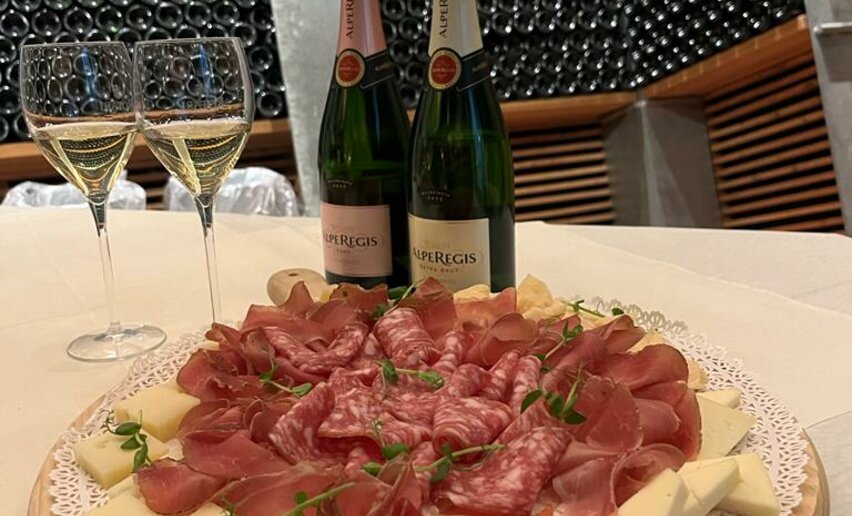 Il trenino del gusto - aperitivo  | © Archivio Consorzio Dimaro Folgarida