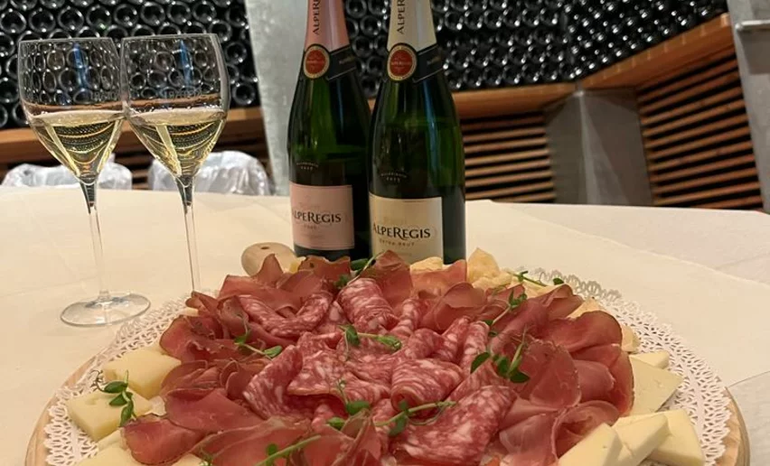 Il trenino del gusto - aperitivo  | © Archivio Consorzio Dimaro Folgarida