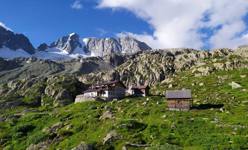 Rifugio Denza | © Archivio APT Val di Sole - Ph Mirko Dezulian