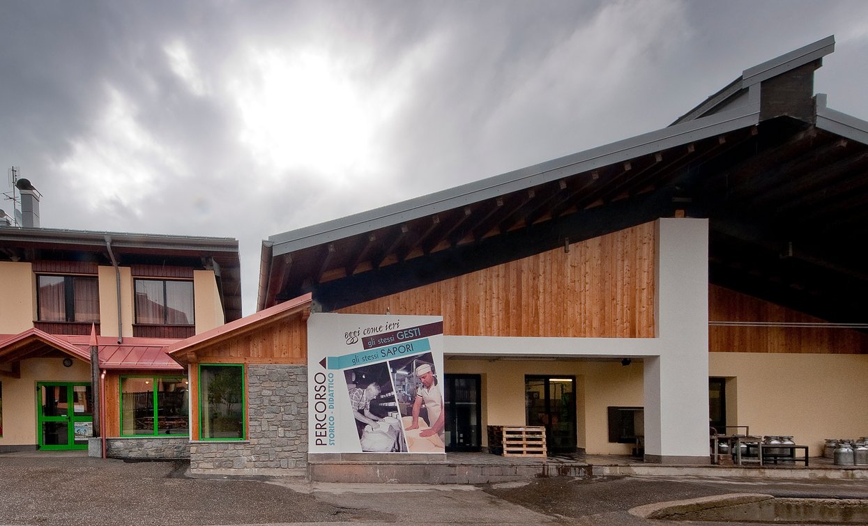 Caseificio Presanella | © Archivio APT Val di Sole - Ph Graffite Studio
