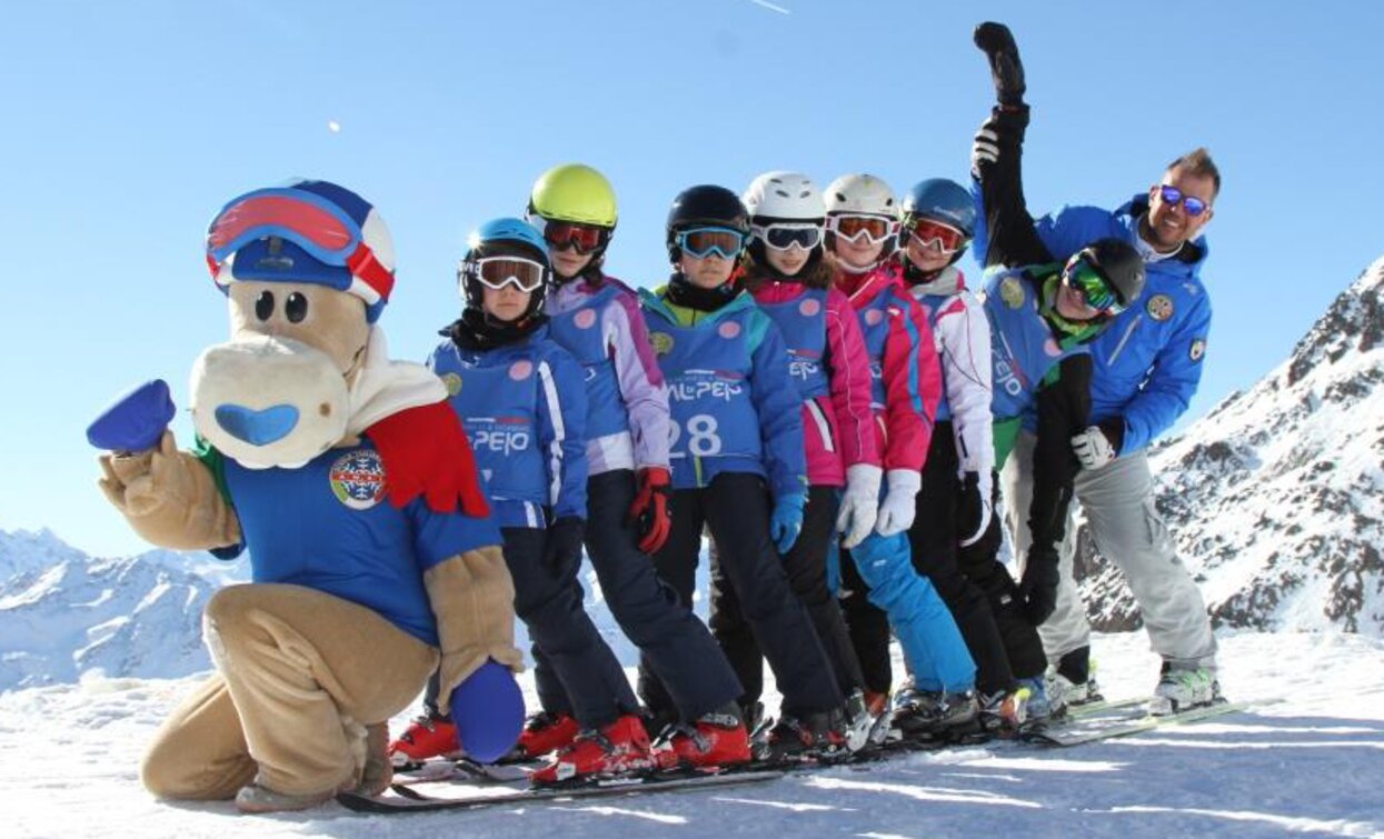 Mascotte della  Scuola Italiana Sci  e snowboard Val di Pejo | © Archivio Scuola Italiana Sci Val di Pejo